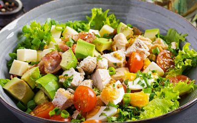 Insalata di pollo e avocado